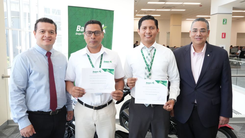 Banpro premia el esfuerzo y la constancia de sus colaboradores