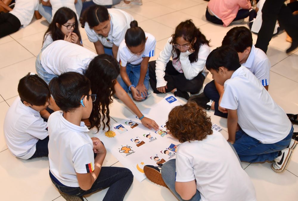 Tigo y UNICEF promueven el uso seguro del internet 