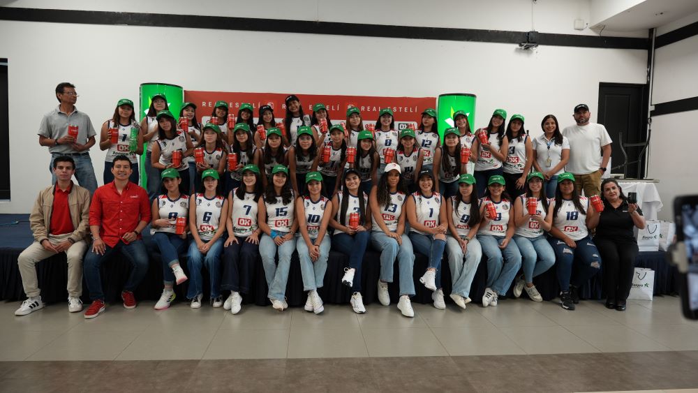 Banpro presente en la entrega de uniformes de equipos nacionales