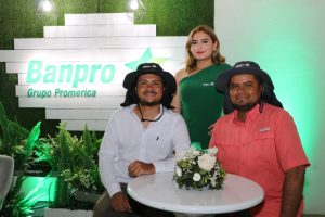 Celebran encuentro con productores de maní de occidente