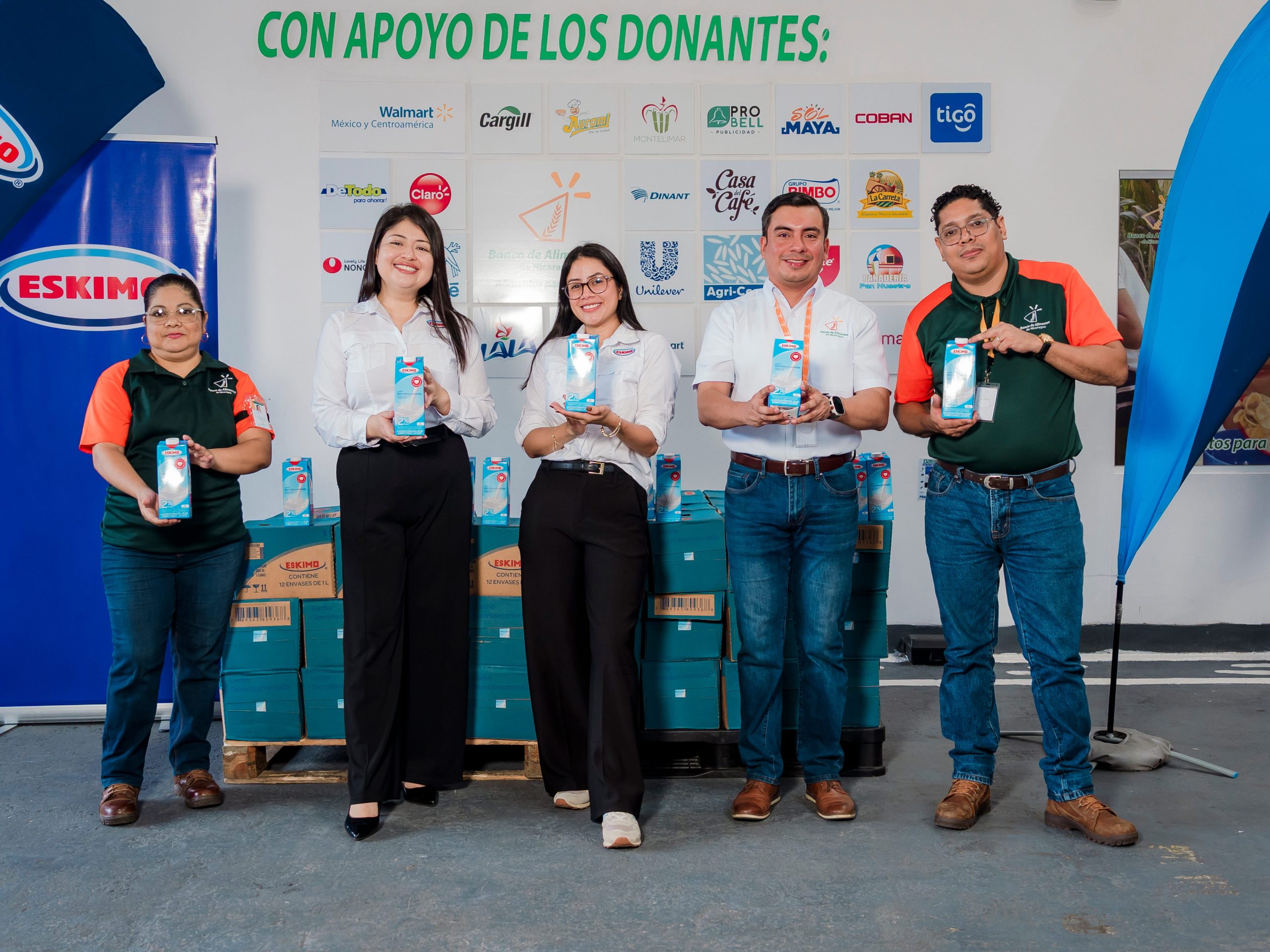 4,000 vasos de leche gracias a Eskimo y Tigo Nicaragua