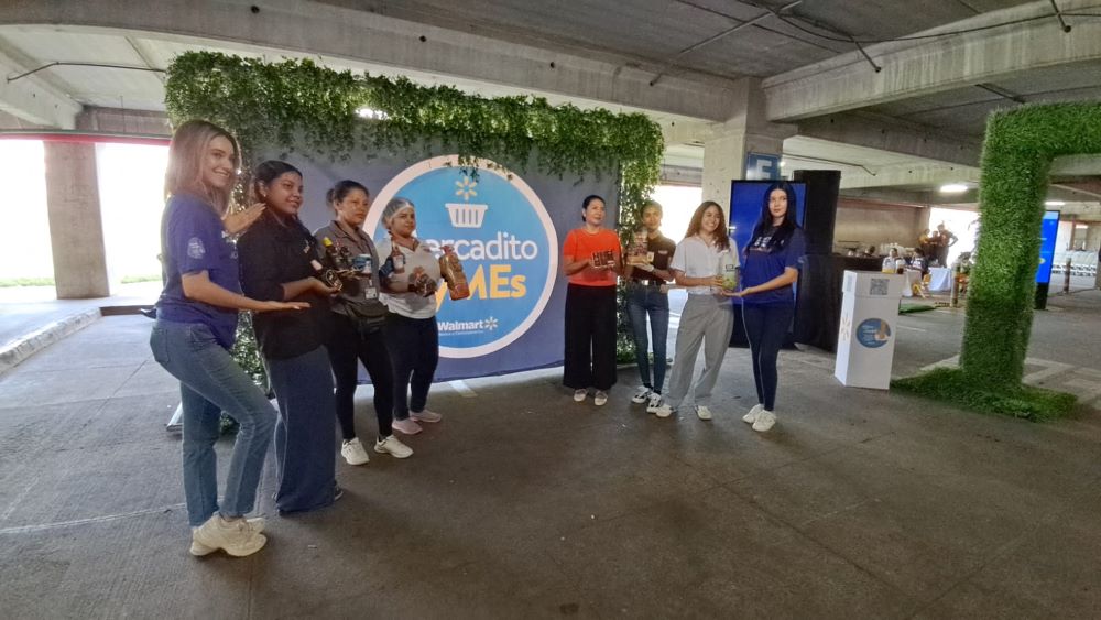 Visita el Mercadito Pyme Mundialista de Walmart un entretenimiento familiar 