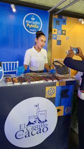 Visita el Mercadito Pyme Mundialista de Walmart un entretenimiento familiar 