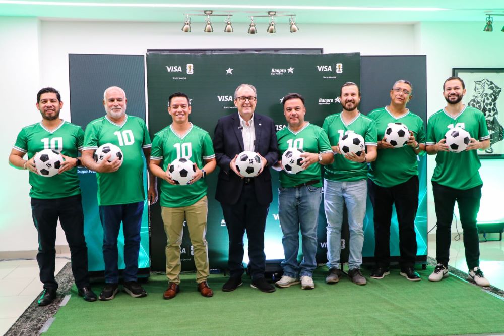 Banpro premia a los ganadores que vivirán la Copa Mundial de la FIFA 2026