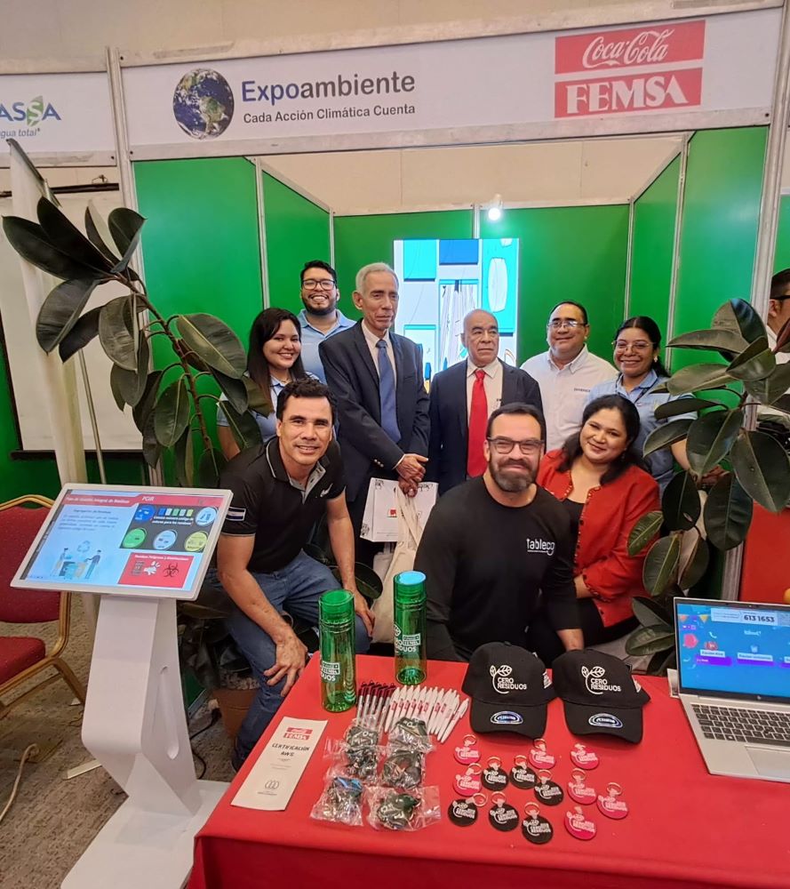 FEMSA Nicaragua presenta sus logros en gestión responsable del agua y residuos en la Expoambiente 2026