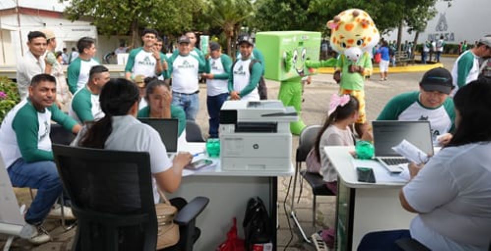 Banpro imparte educación financiera en INCASA