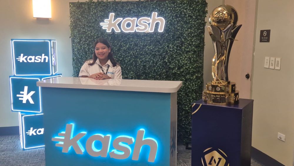 Kash se une a la Liga Primera para promover la pasión por el fútbol nacional