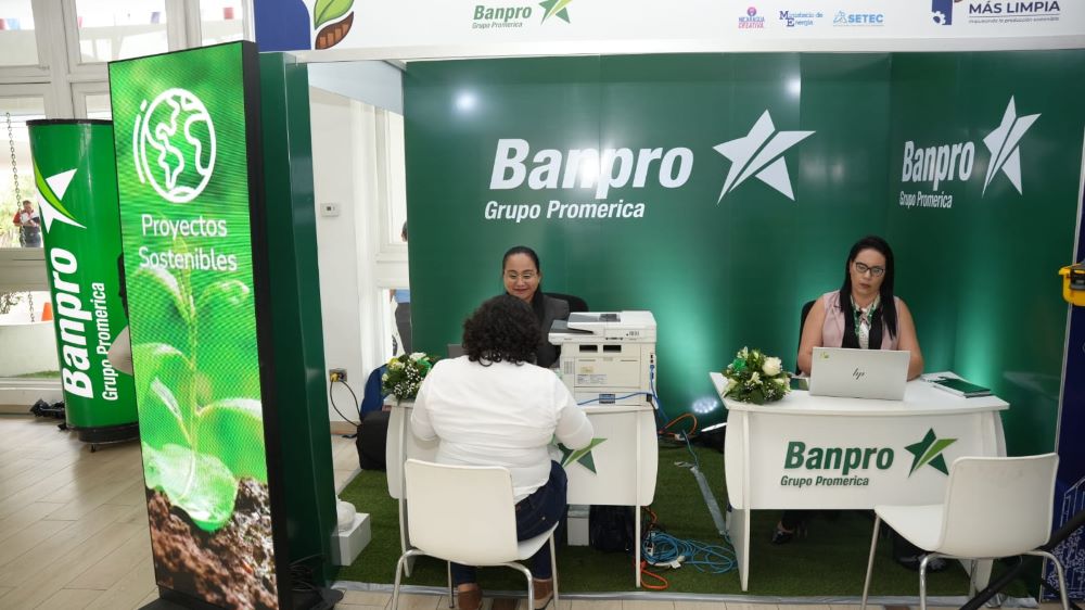 Banpro impulsa tecnologías limpias y sostenibilidad en foro nacional